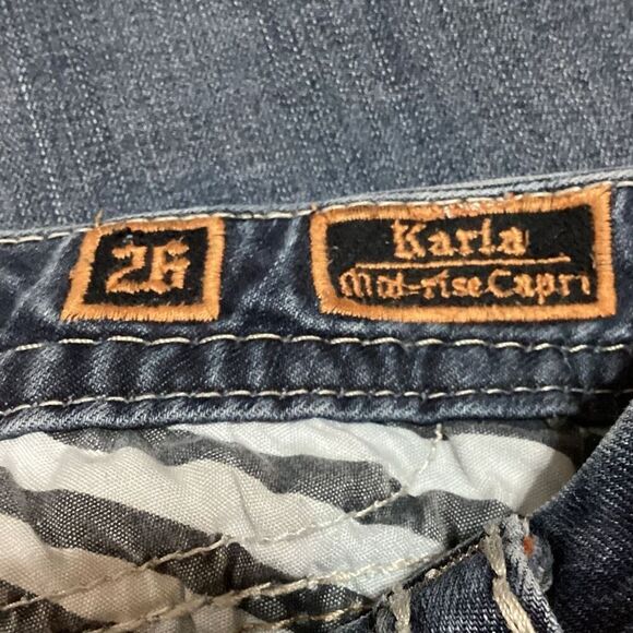 Rock Revival Karla Mid-Rise Capri Jeans - Picture 6 of 8